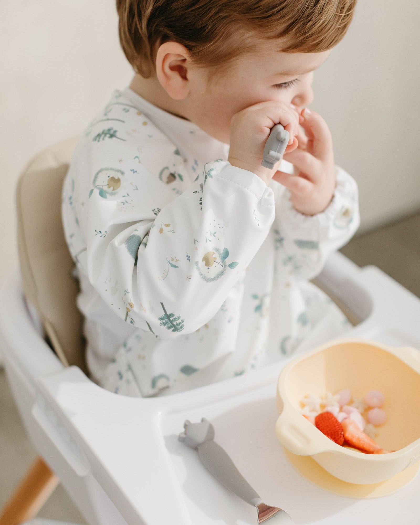Long-Sleeve-Bib-Hedgehogs-2